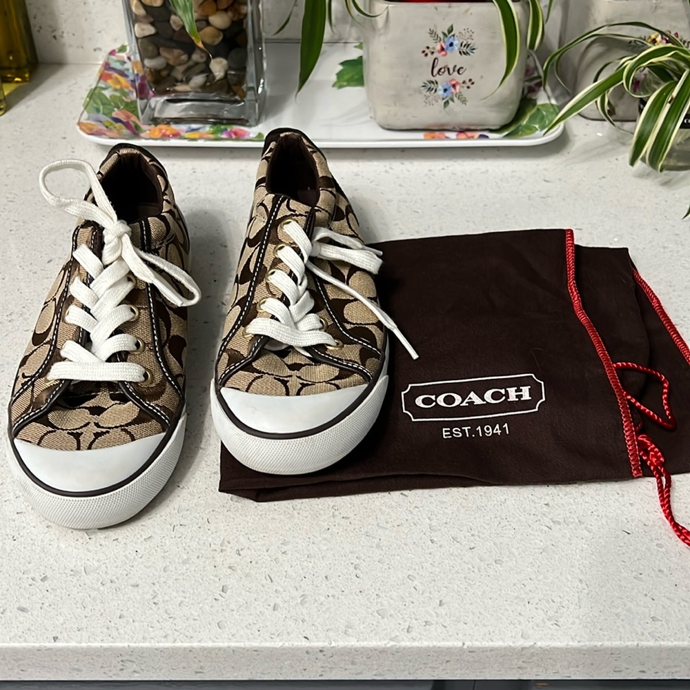 Coach Barrett Sneakers - Size 6.5 (Never worn)